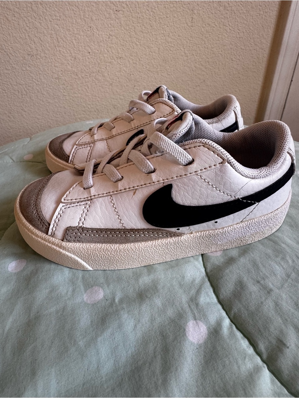 Nike Blazer Low '77 TD toddler sneakers size 10